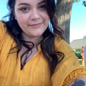 Meet your Posher, Amanda